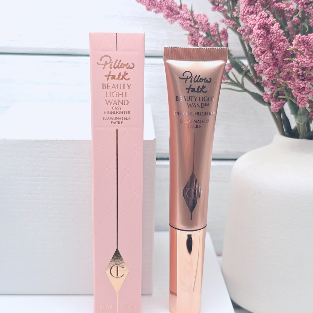Charlotte Tilbury Pillow Talk Beauty Light Wand - Easy Highlighter